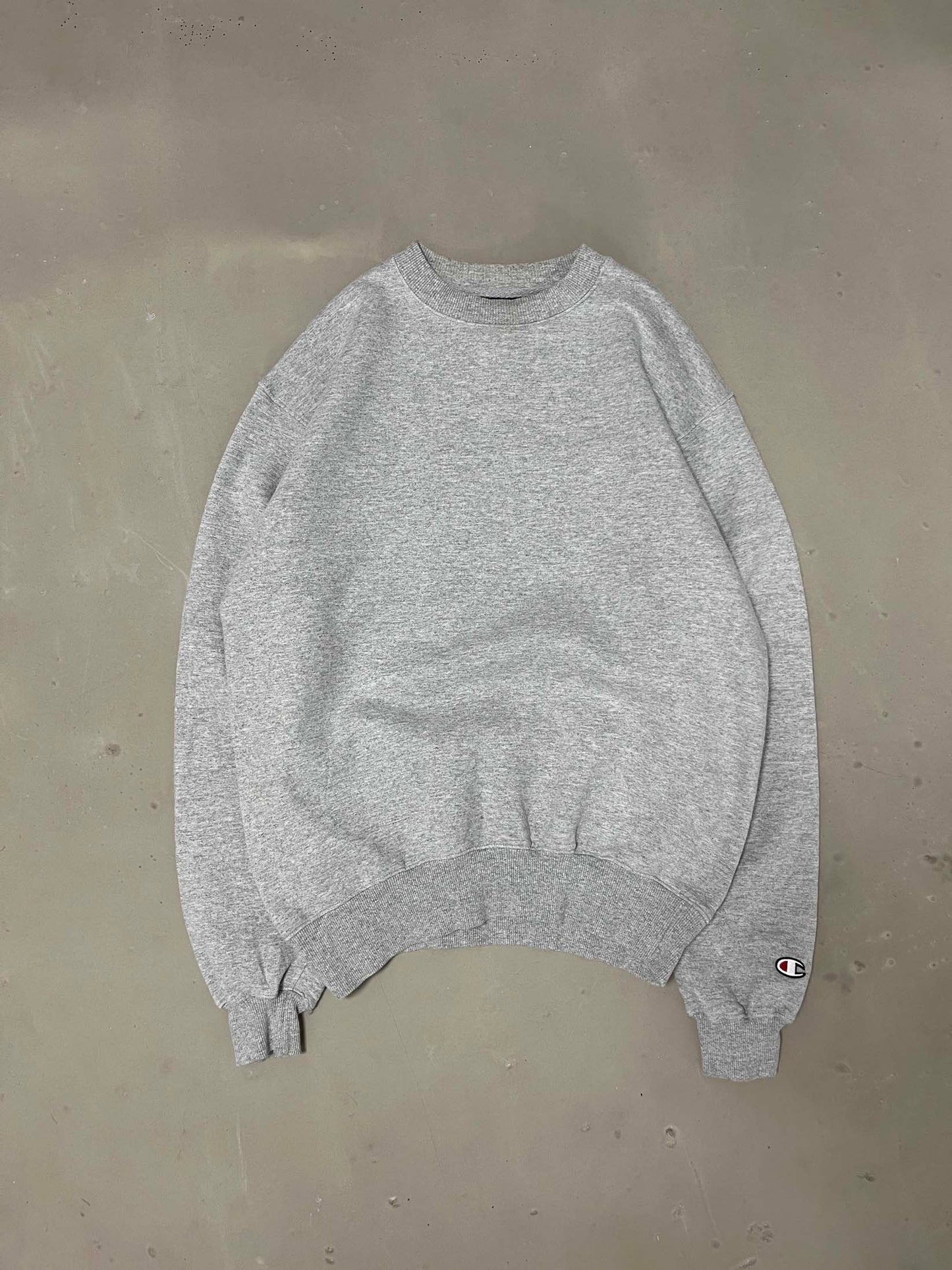 Vintage Champion grey blank sweatshirt - M